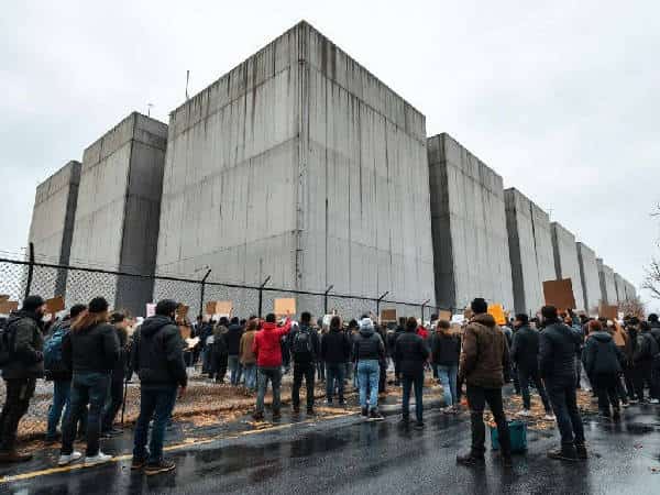 KI-Akzeptanz: Tech-Industrie unterschätzt die wachsende Ablehnung